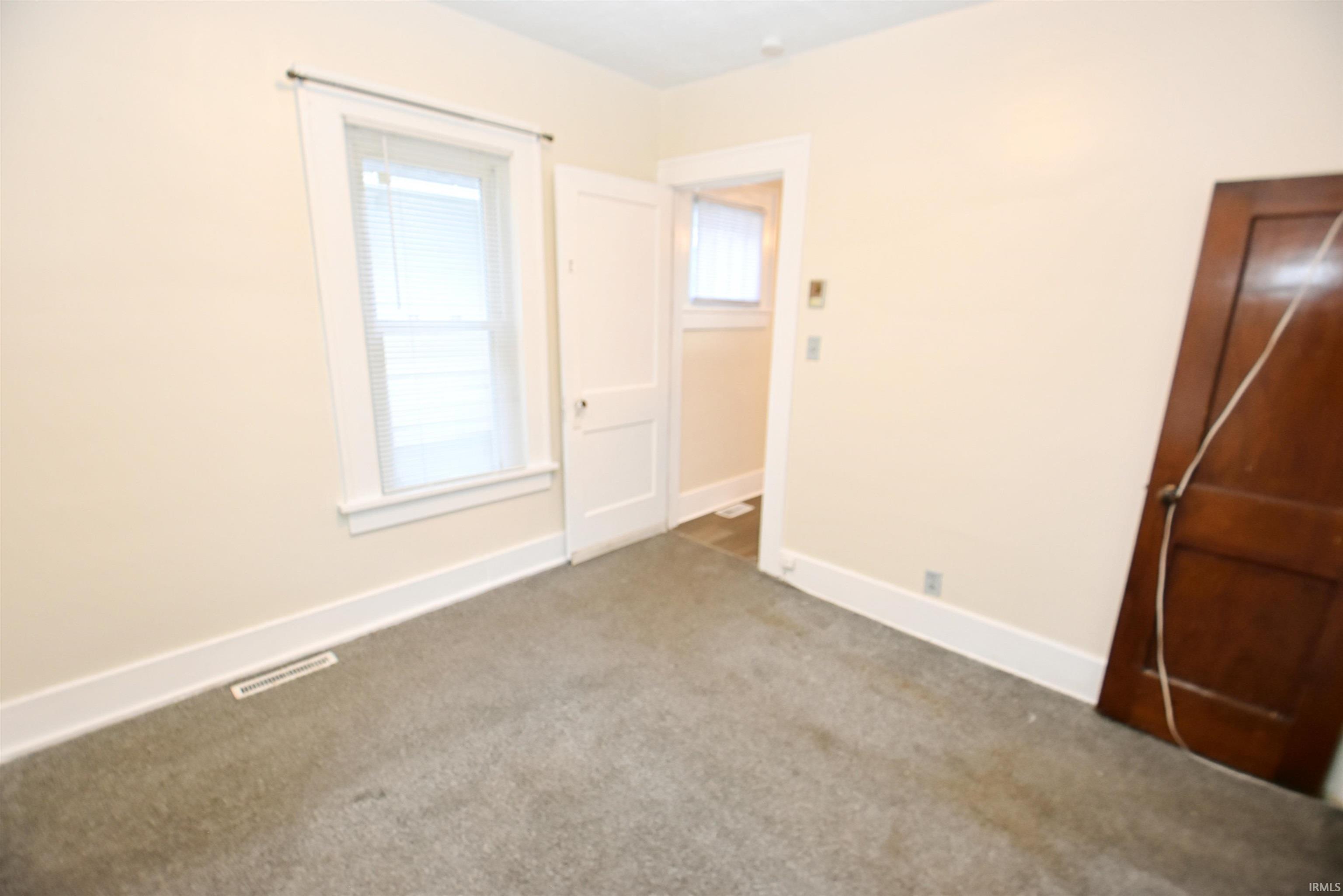905 Altgeld Street South Bend IN 46614