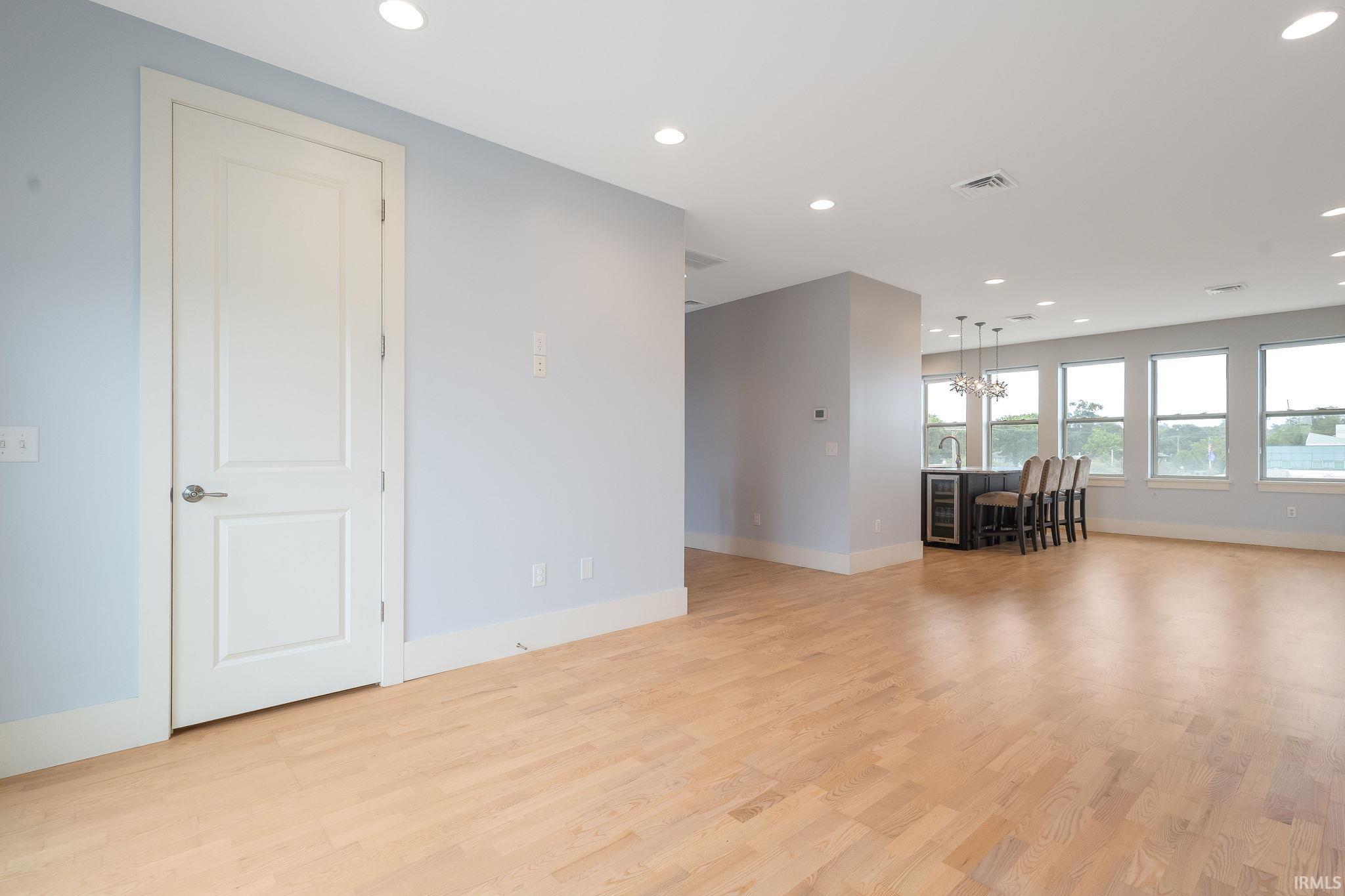 106 S Niles Avenue South Bend IN 46617