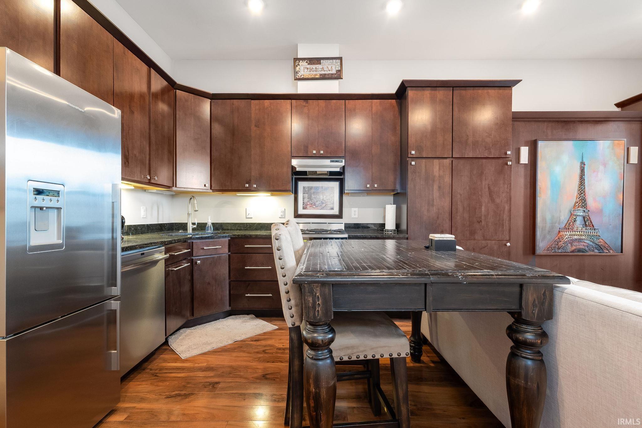 106 S Niles Avenue South Bend IN 46617