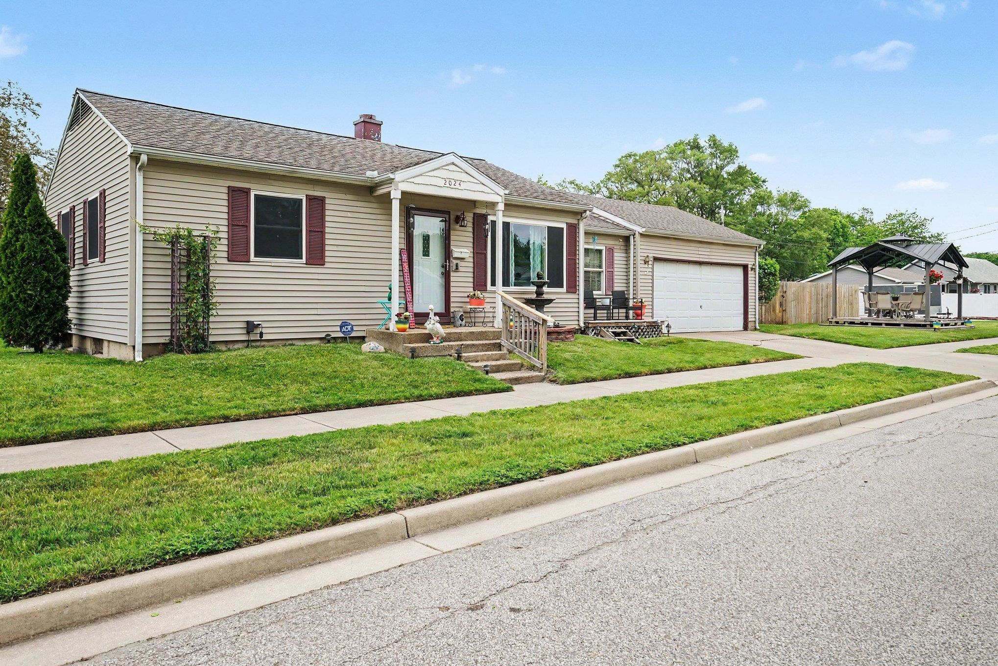 2024 Panama Street Mishawaka IN 46544