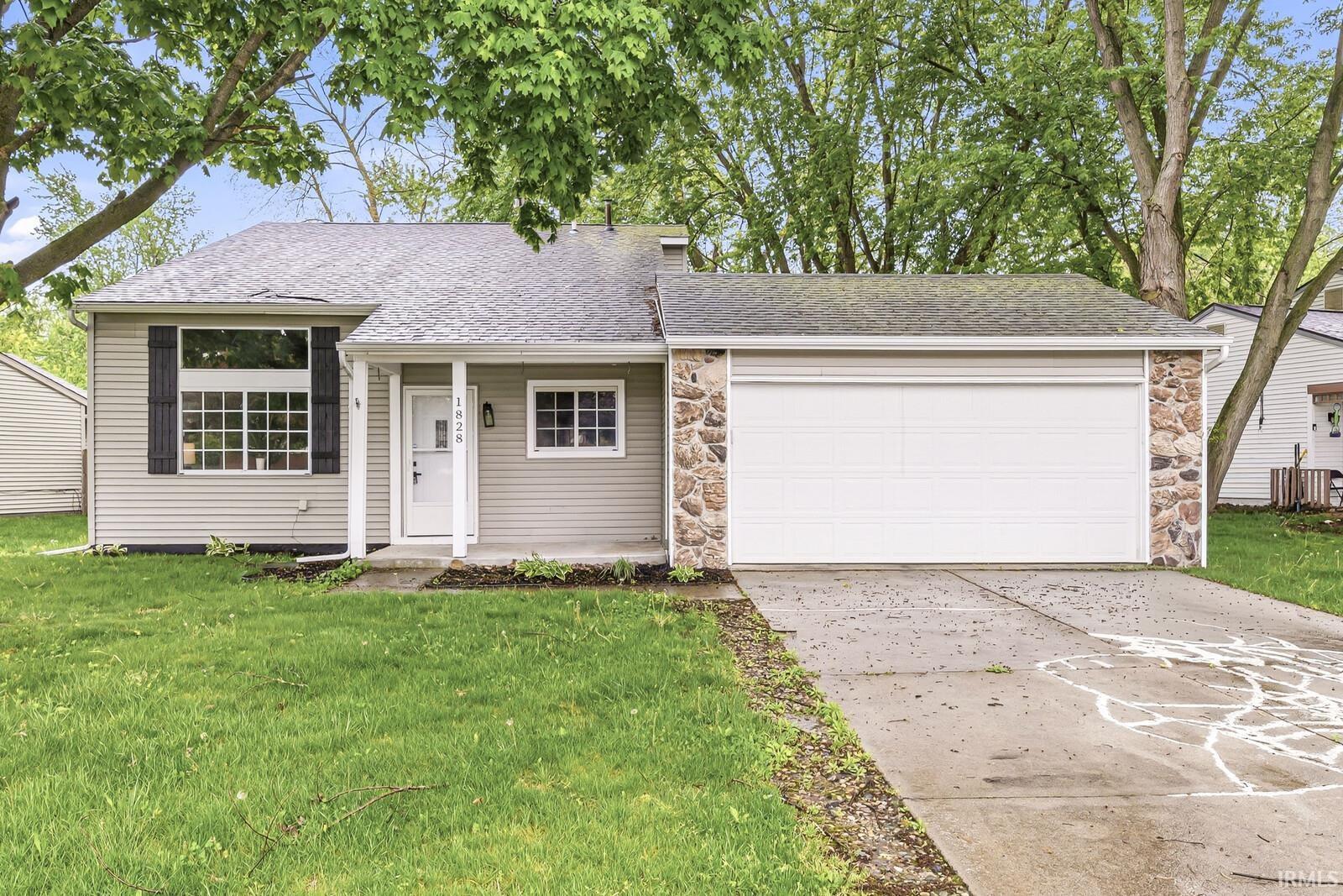 1828 Woodland Drive Elkhart IN 46514