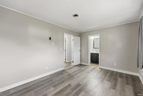 5013 Canterbury Drive Fort Wayne IN 46835