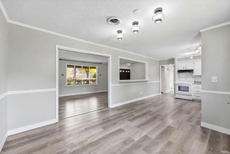5013 Canterbury Drive Fort Wayne IN 46835
