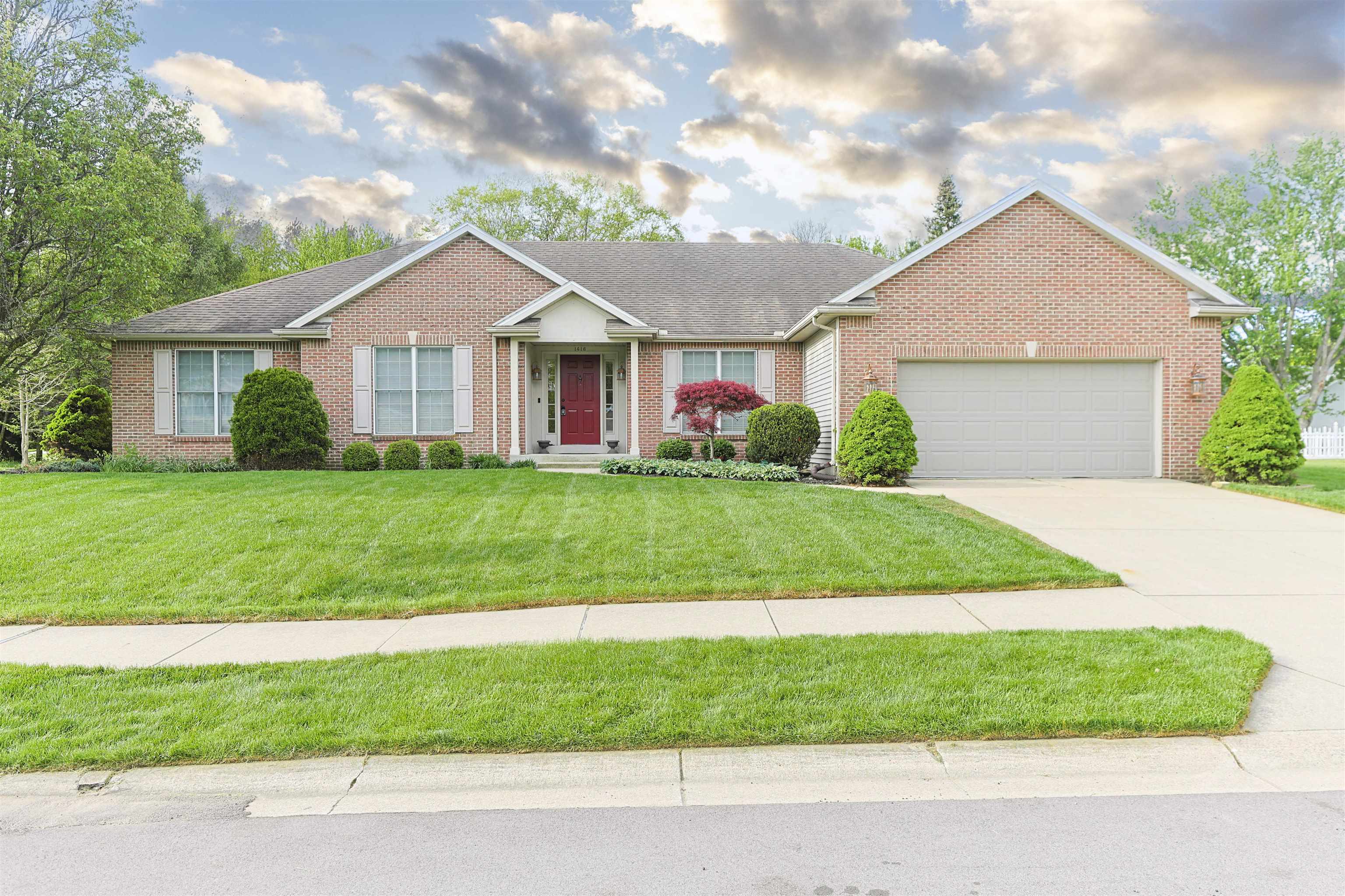 1416 Stone Trail South Bend IN 46614