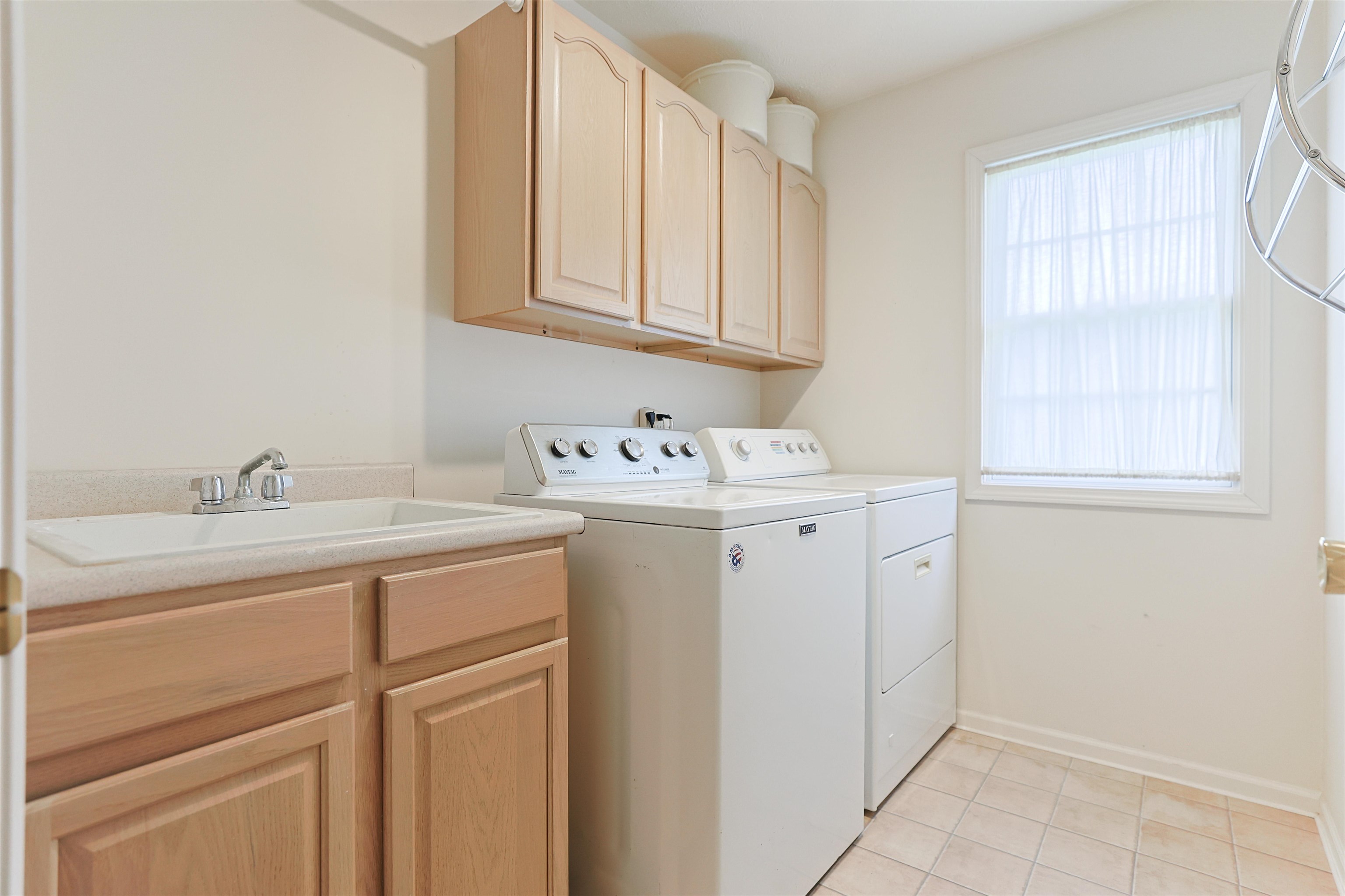 1416 Stone Trail South Bend IN 46614
