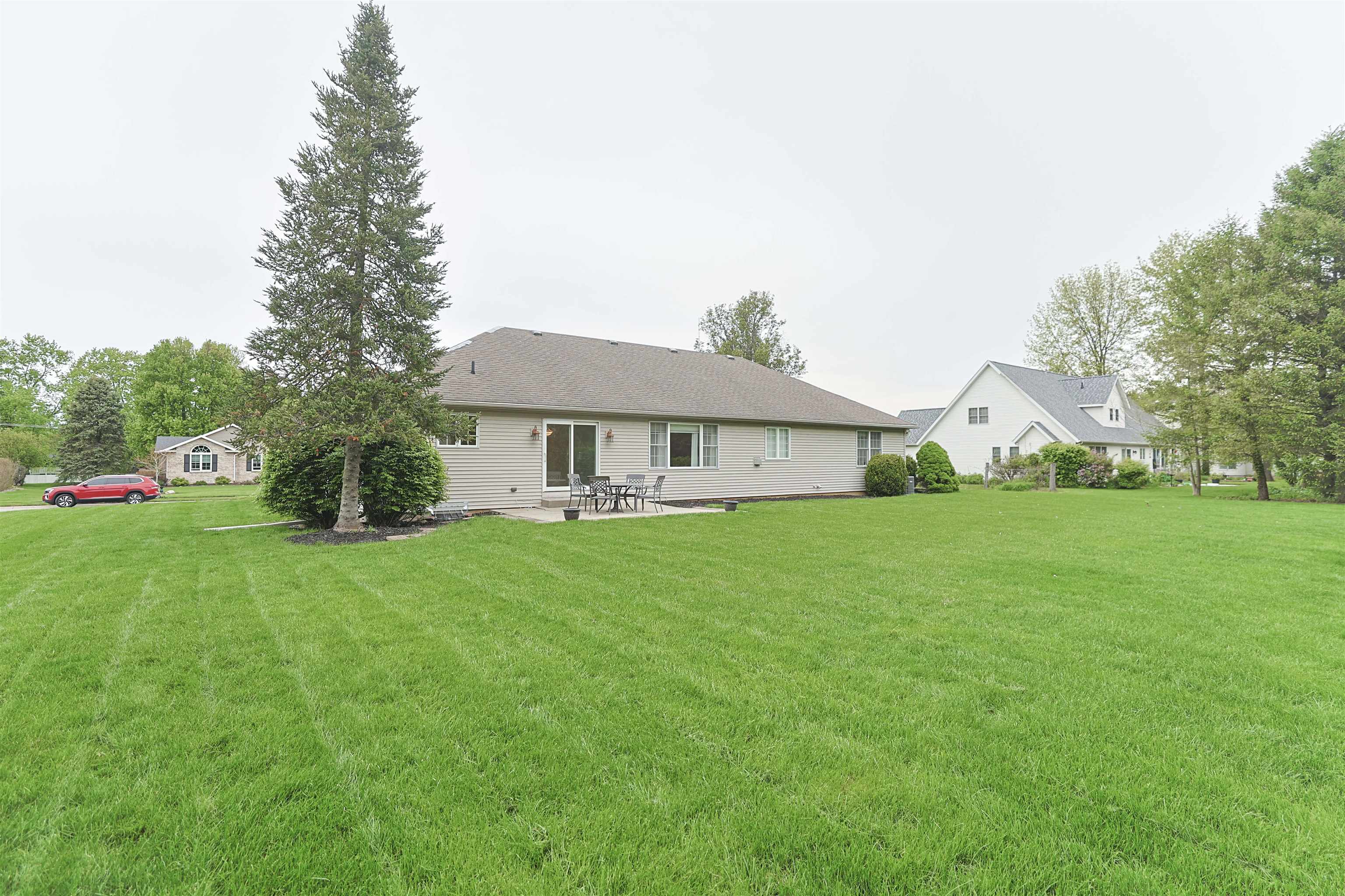 1416 Stone Trail South Bend IN 46614