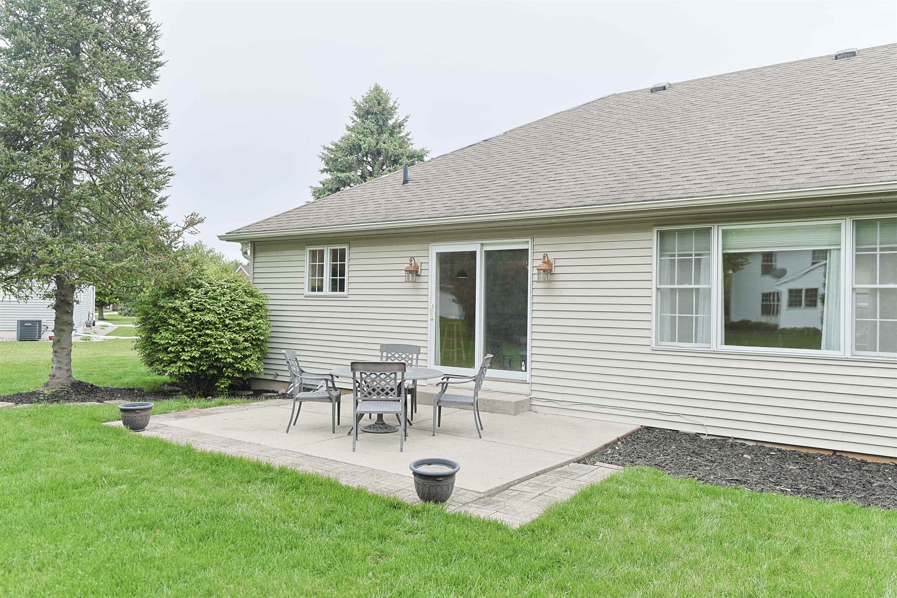 1416 Stone Trail South Bend IN 46614