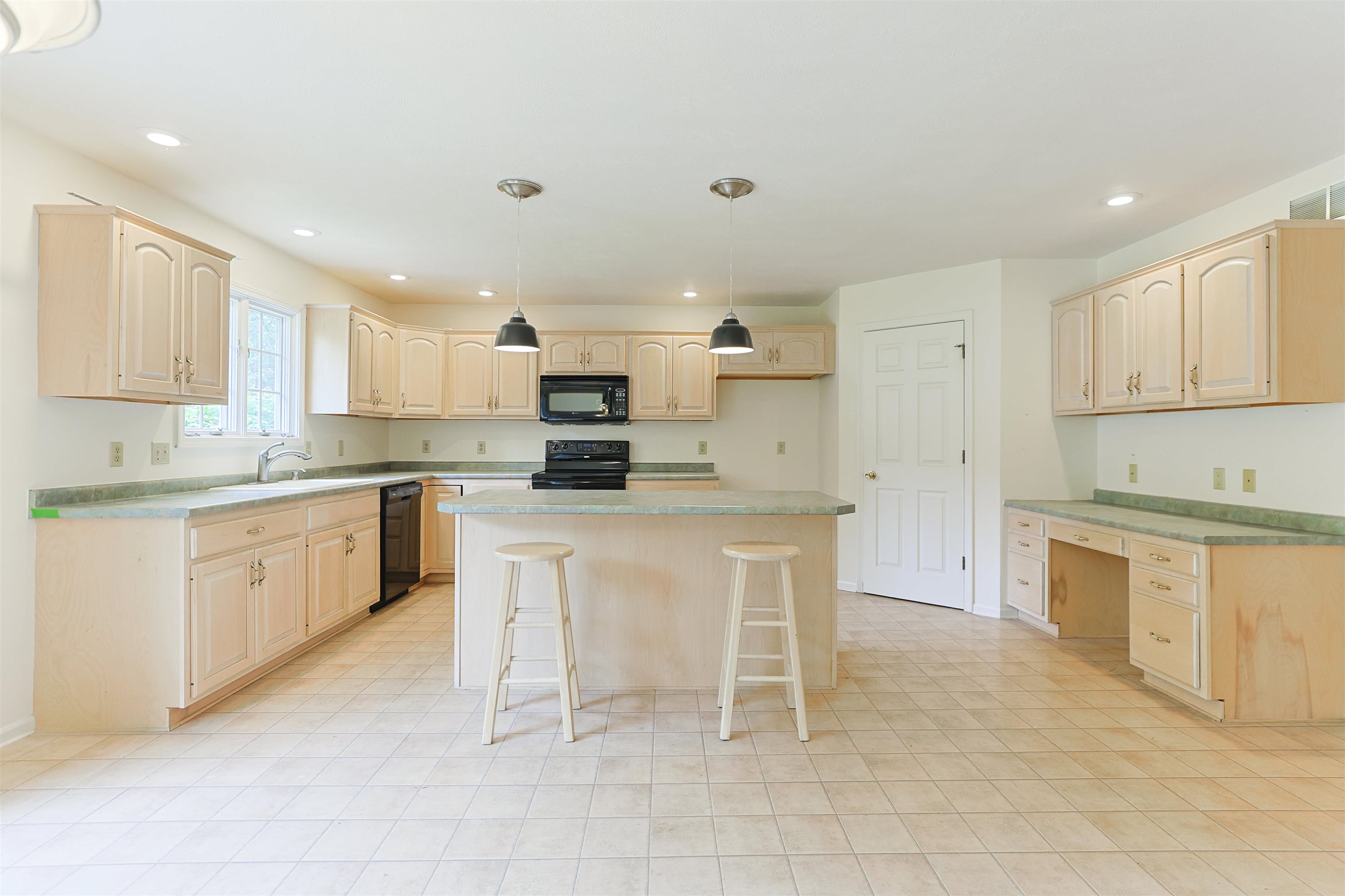 1416 Stone Trail South Bend IN 46614