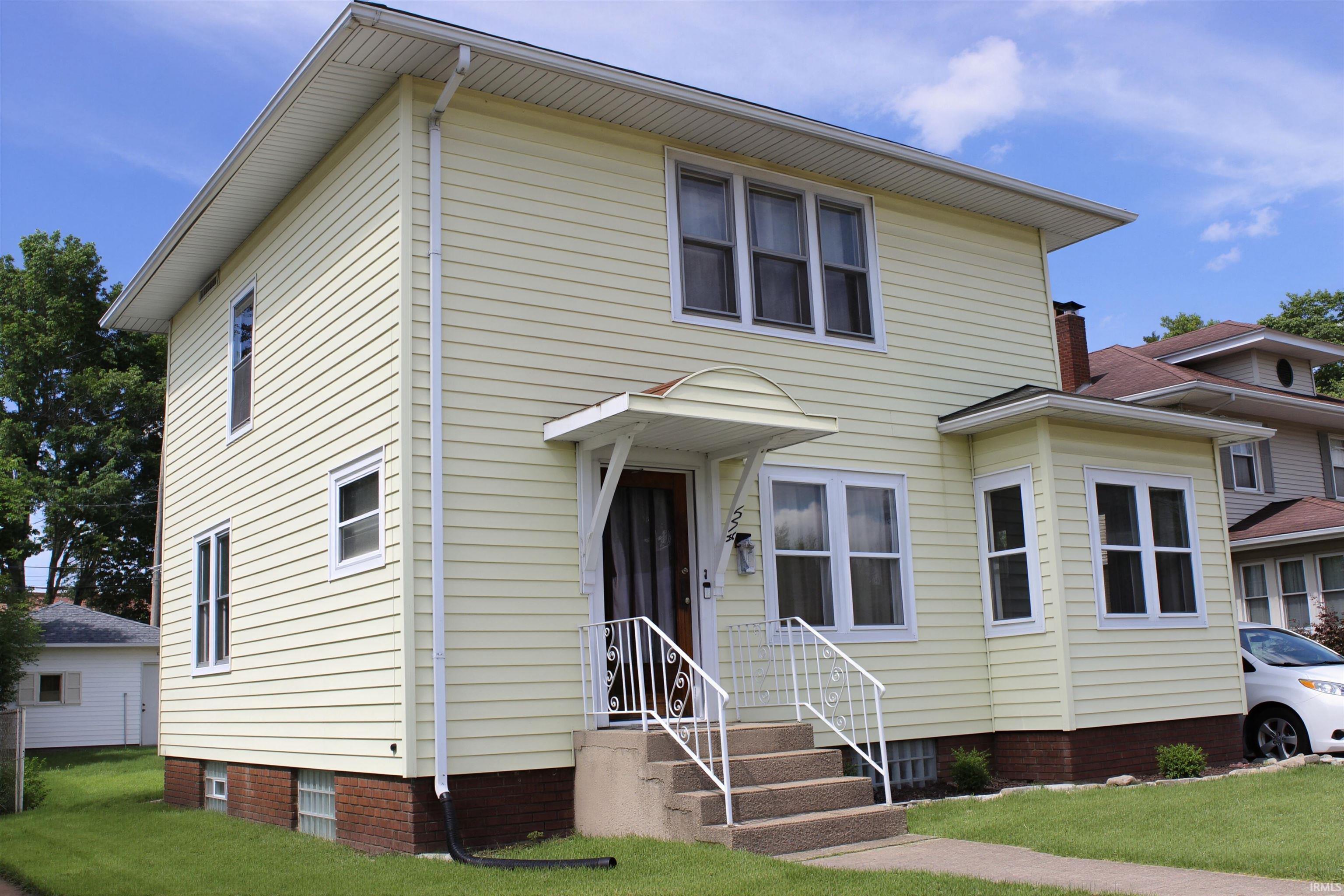 1216 E 3rd Street Mishawaka IN 46544