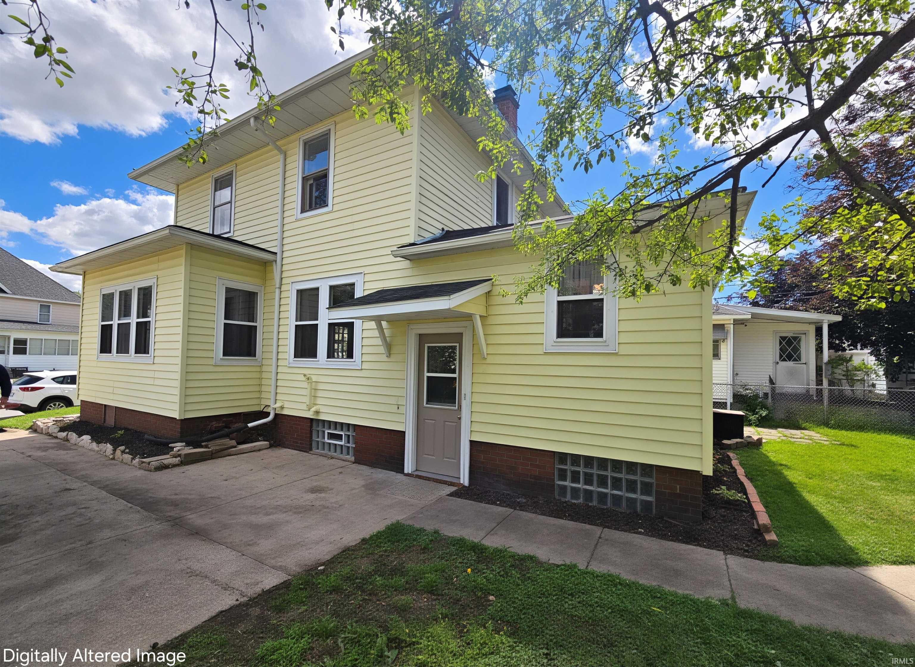 1216 E 3rd Street Mishawaka IN 46544