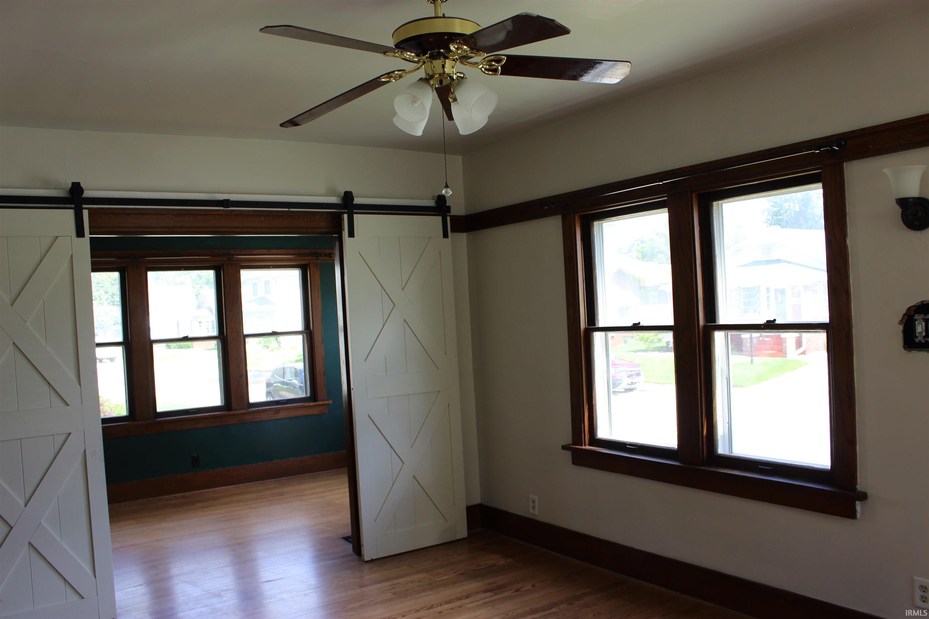 1216 E 3rd Street Mishawaka IN 46544