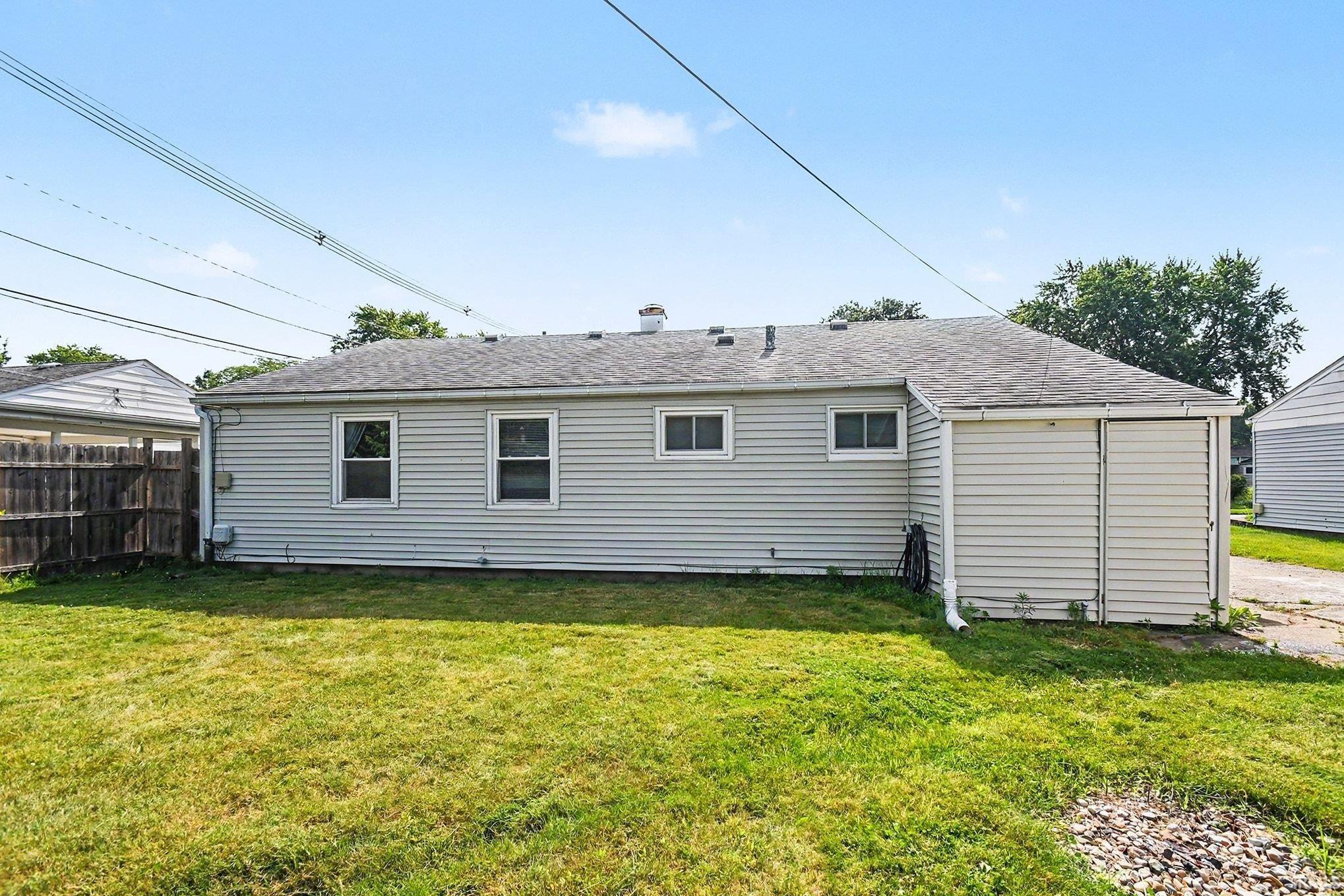 335 Preston Drive South Bend IN 46615