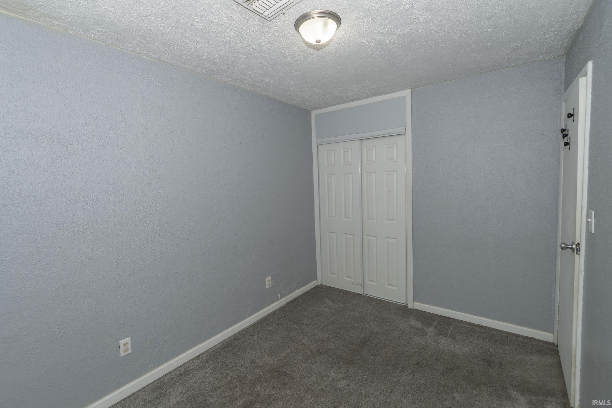 1214 N Olive Street South Bend IN 46628