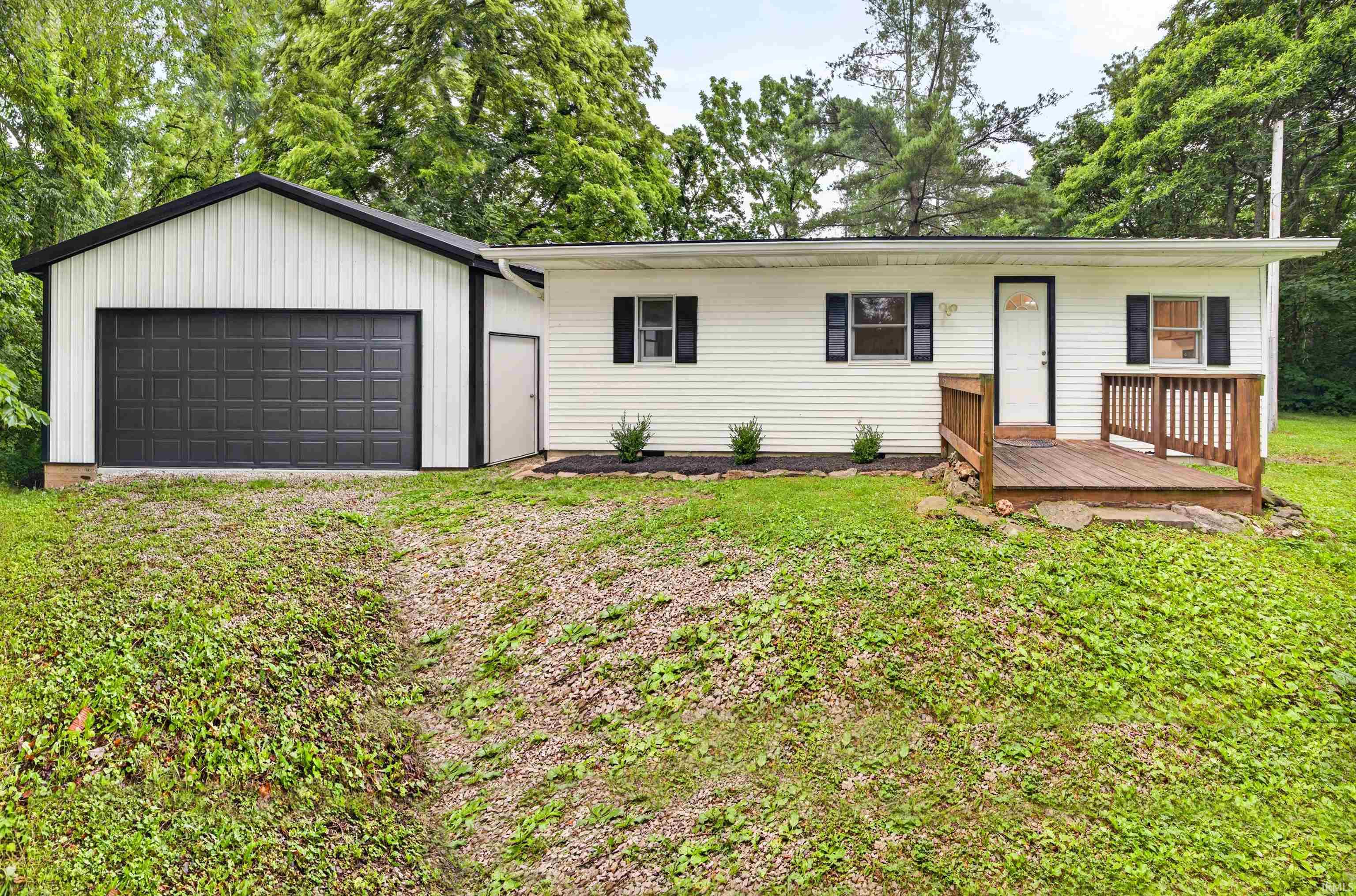 6352 W Woodland Road Ellettsville IN 47429