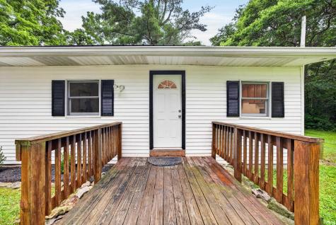 6352 W Woodland Road Ellettsville IN 47429