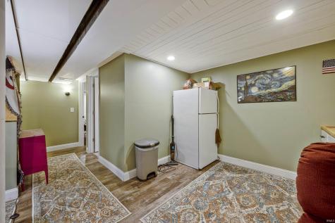 8811 Old State Road Evansville IN 47711