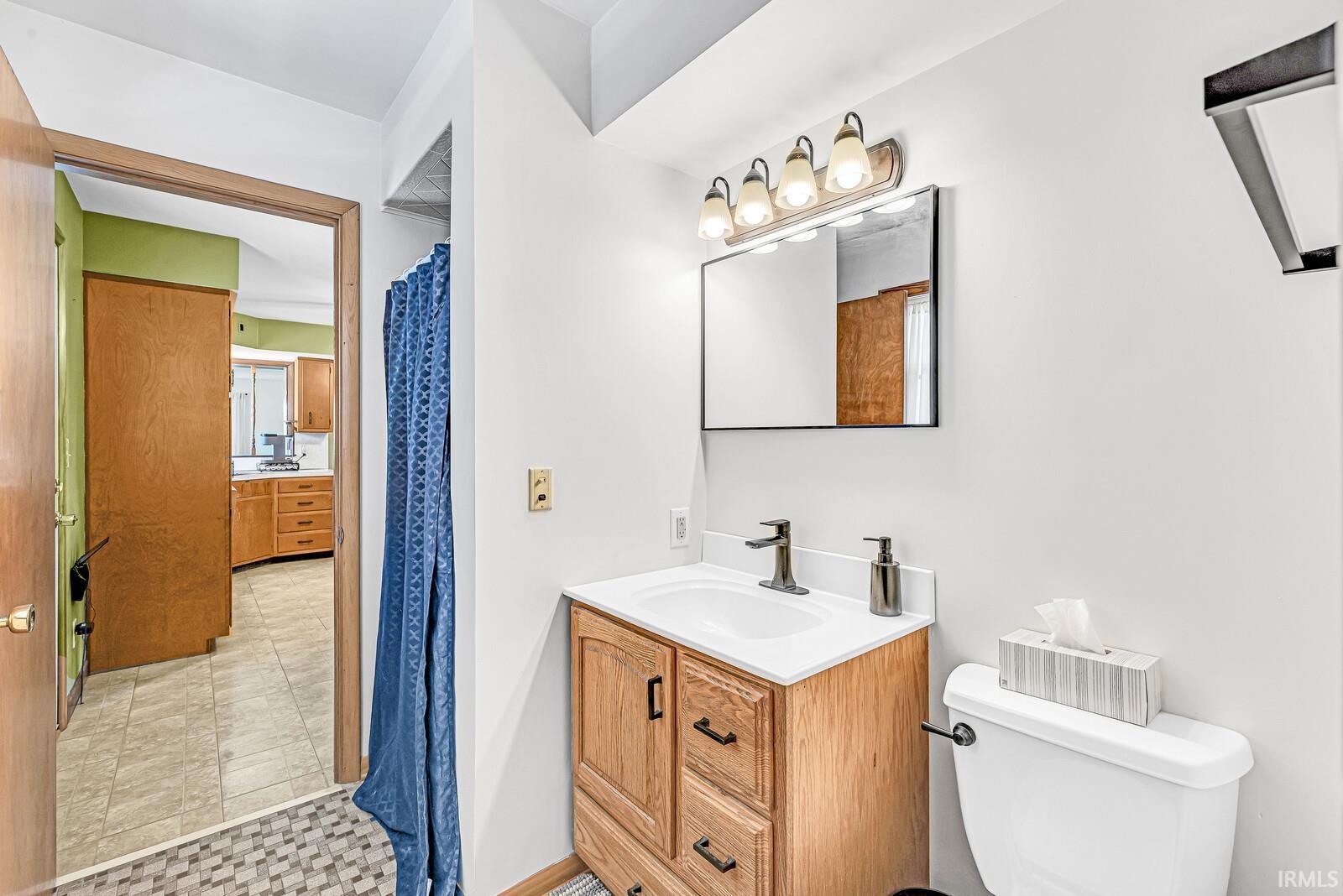26067 Walnut Valley Elkhart IN 46517