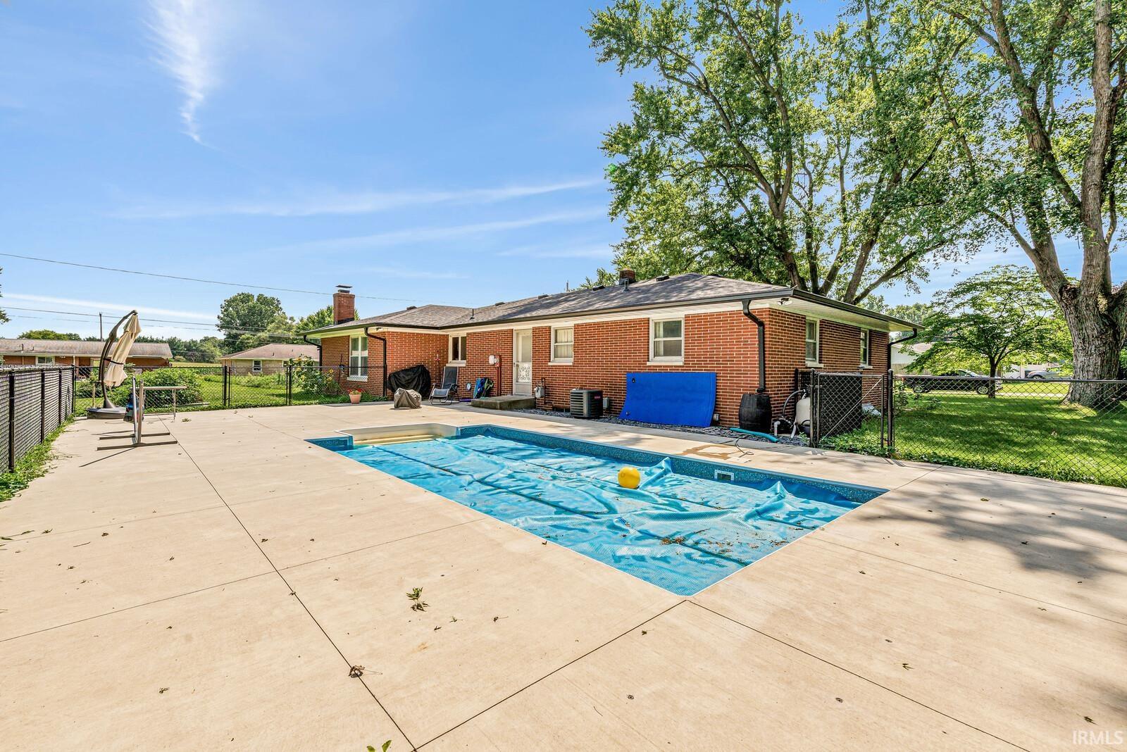 26067 Walnut Valley Elkhart IN 46517
