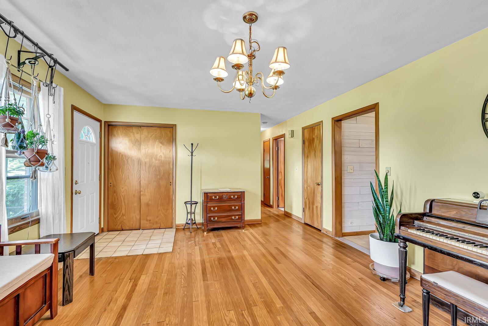 26067 Walnut Valley Elkhart IN 46517