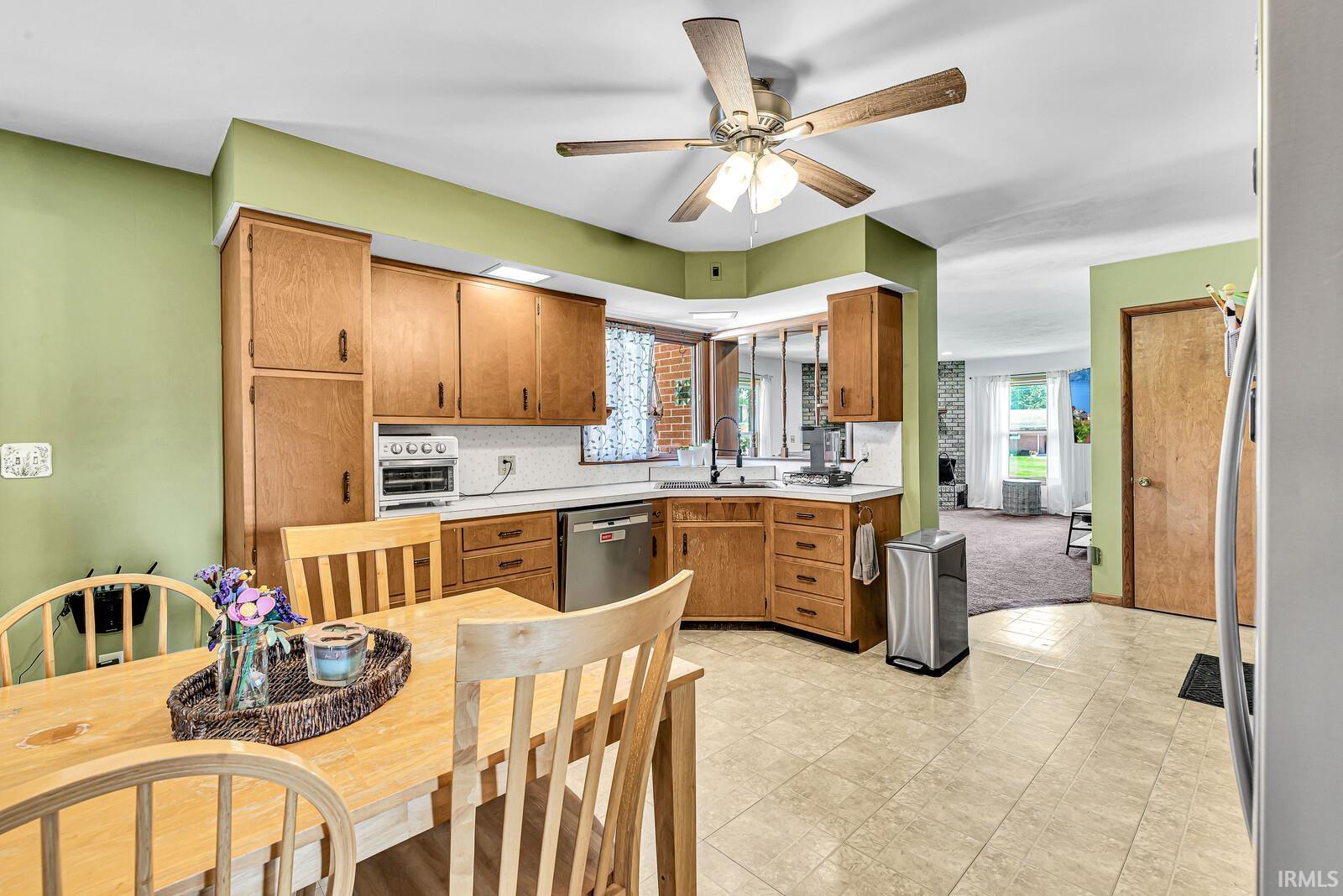 26067 Walnut Valley Elkhart IN 46517