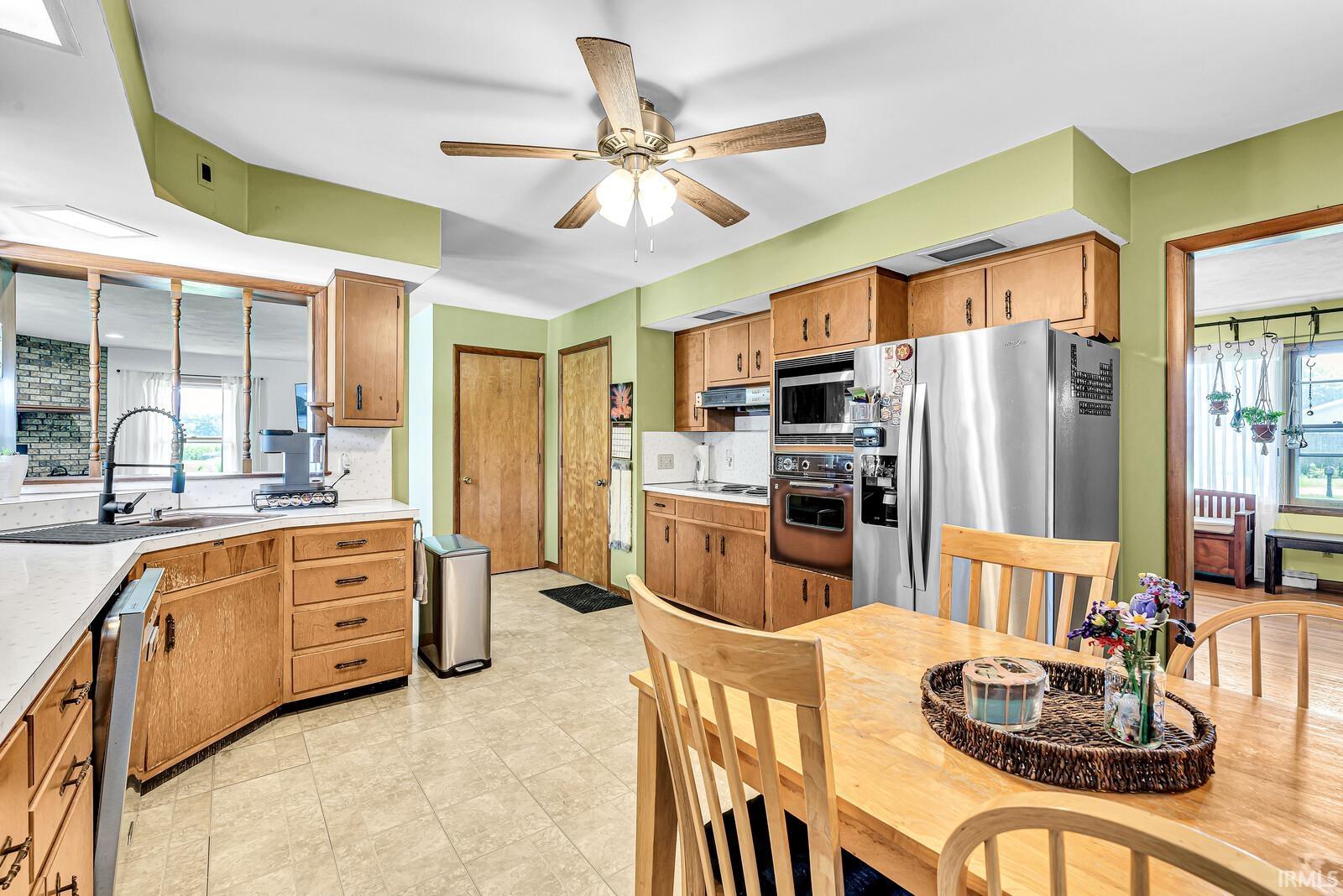 26067 Walnut Valley Elkhart IN 46517