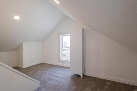 519 S Grant Street South Bend IN 46619