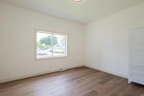 519 S Grant Street South Bend IN 46619