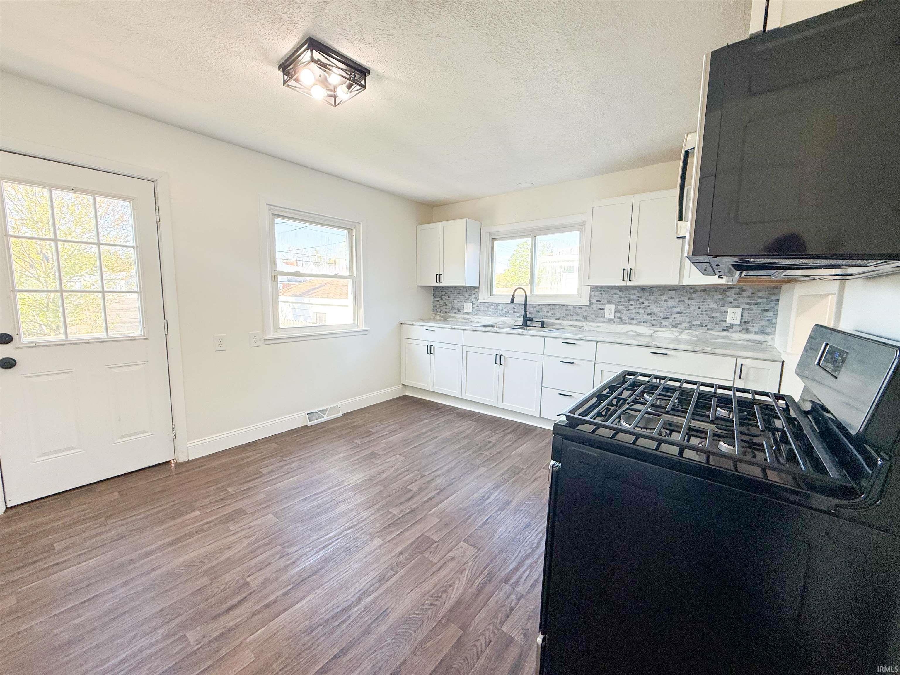 405 W 13th Street Mishawaka IN 46544