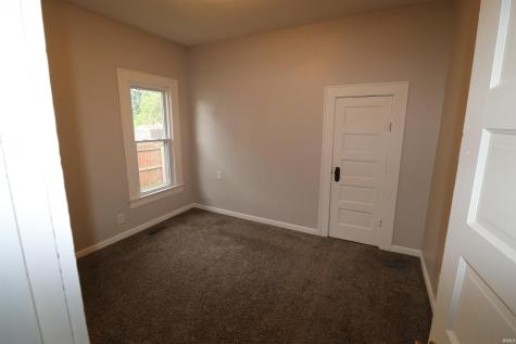 354 N Oneil Street Frankfort IN 46041
