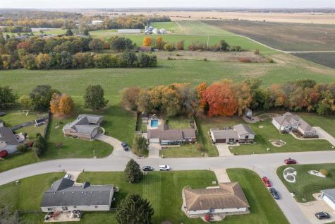 59543 Spearmint Drive South Bend IN 46614