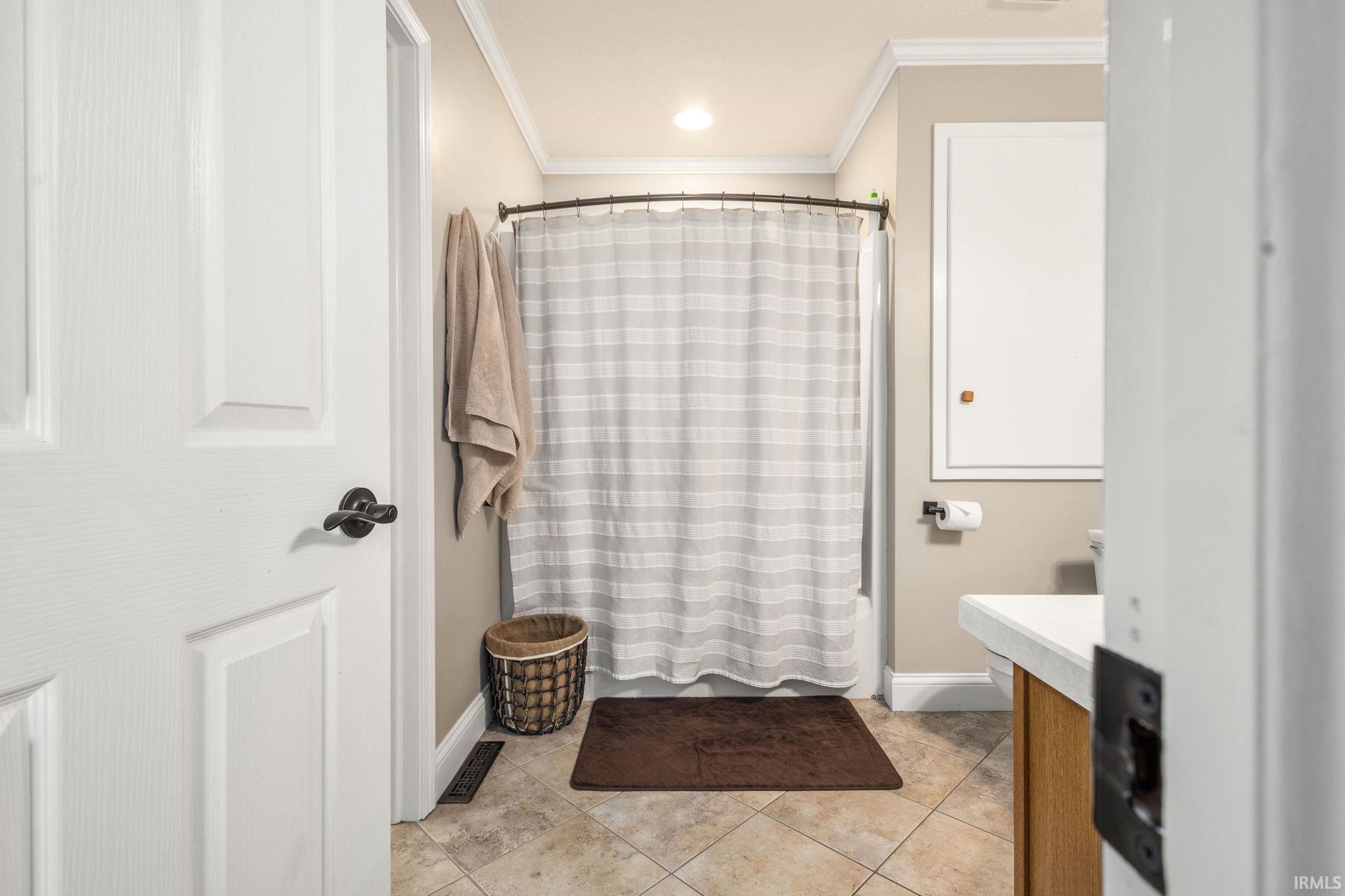 11559 Split Oak Drive Granger IN 46530