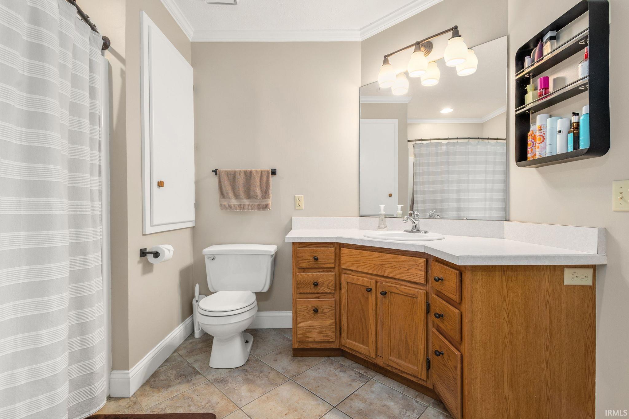 11559 Split Oak Drive Granger IN 46530