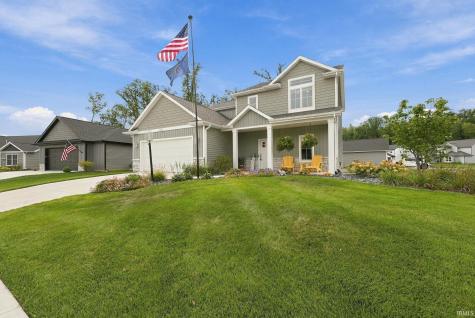 1781 Muruntau Grove Fort Wayne IN 46845
