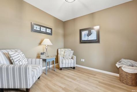 1781 Muruntau Grove Fort Wayne IN 46845