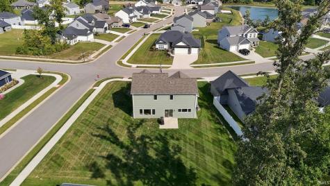 1781 Muruntau Grove Fort Wayne IN 46845