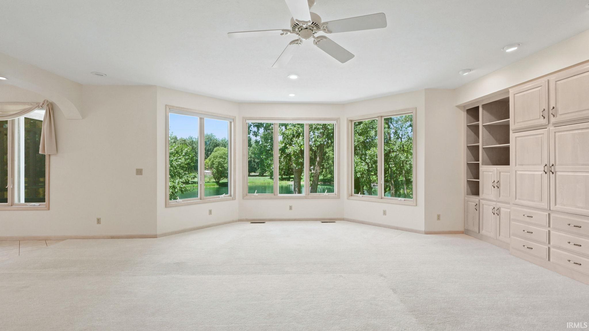 1817 Deer Trail Warsaw IN 46580