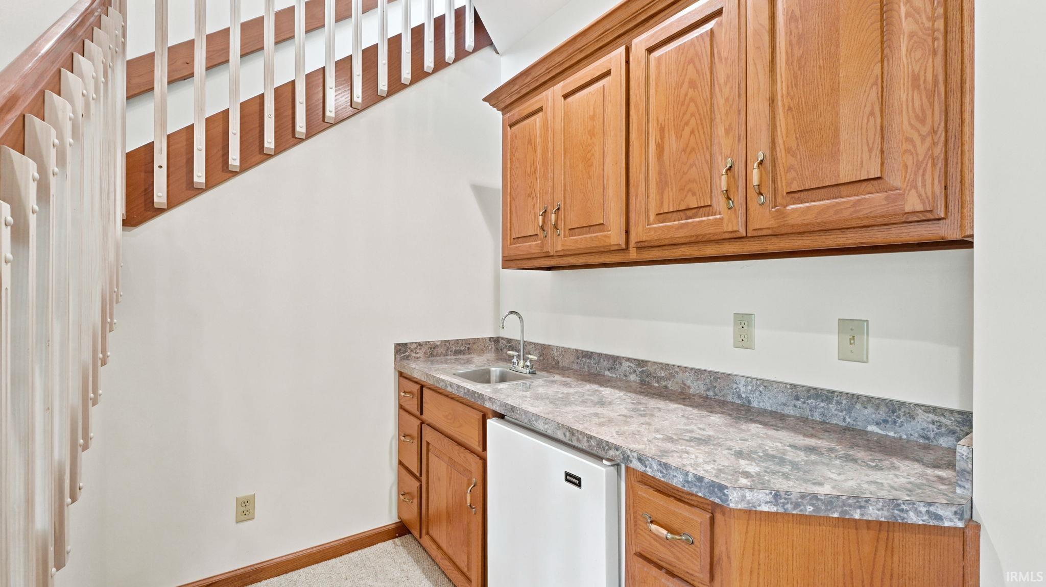 1817 Deer Trail Warsaw IN 46580