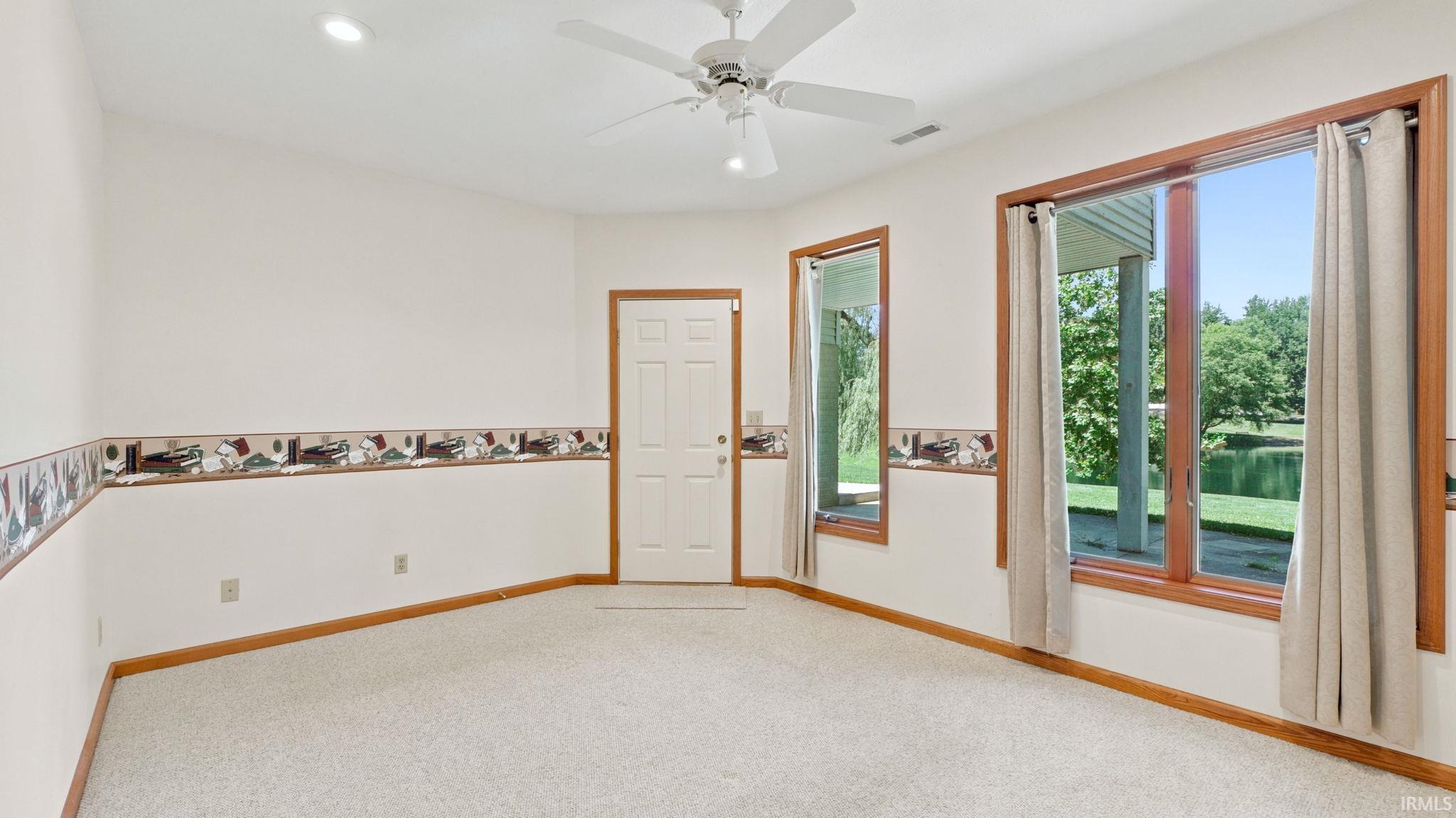 1817 Deer Trail Warsaw IN 46580