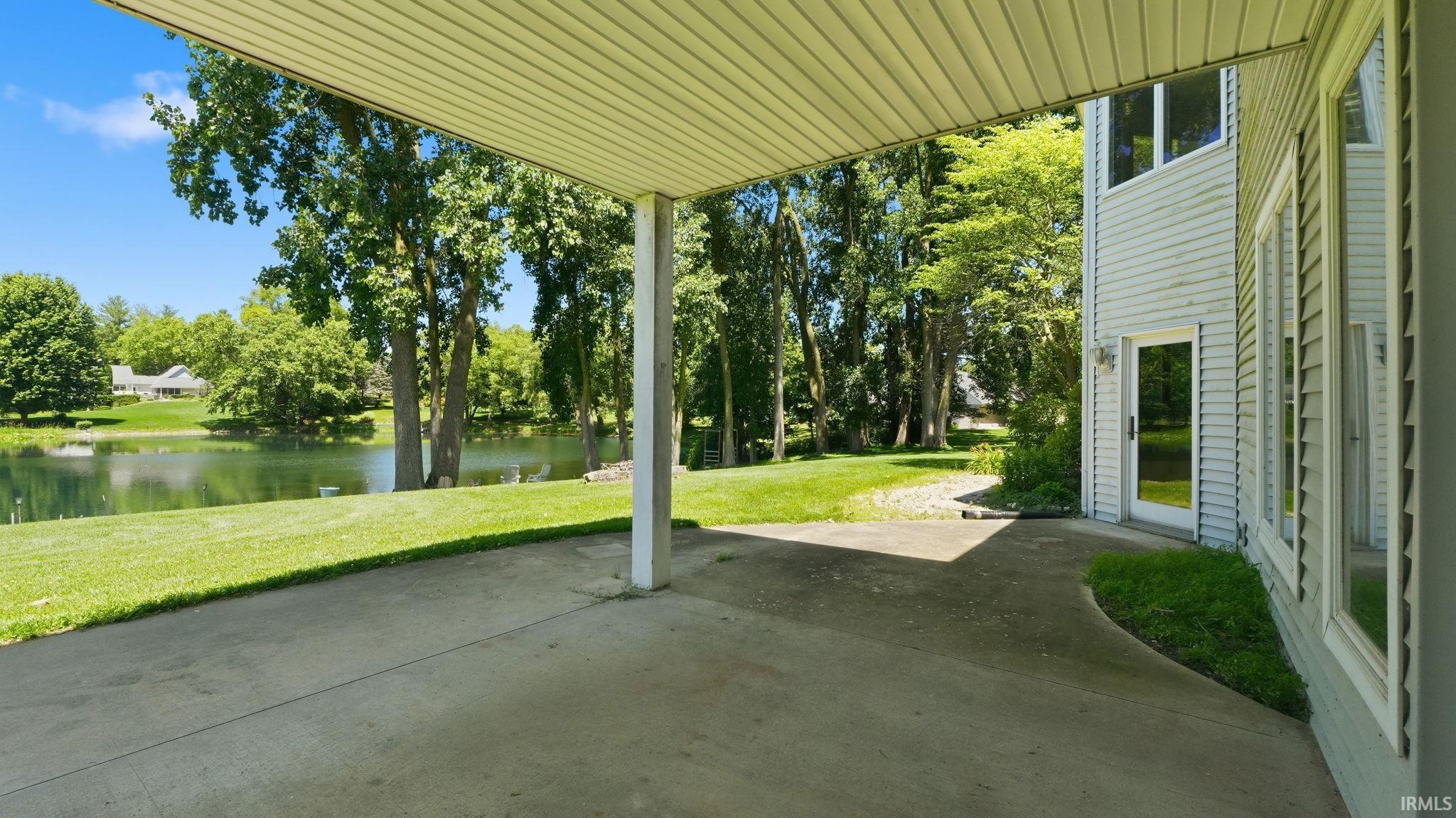 1817 Deer Trail Warsaw IN 46580