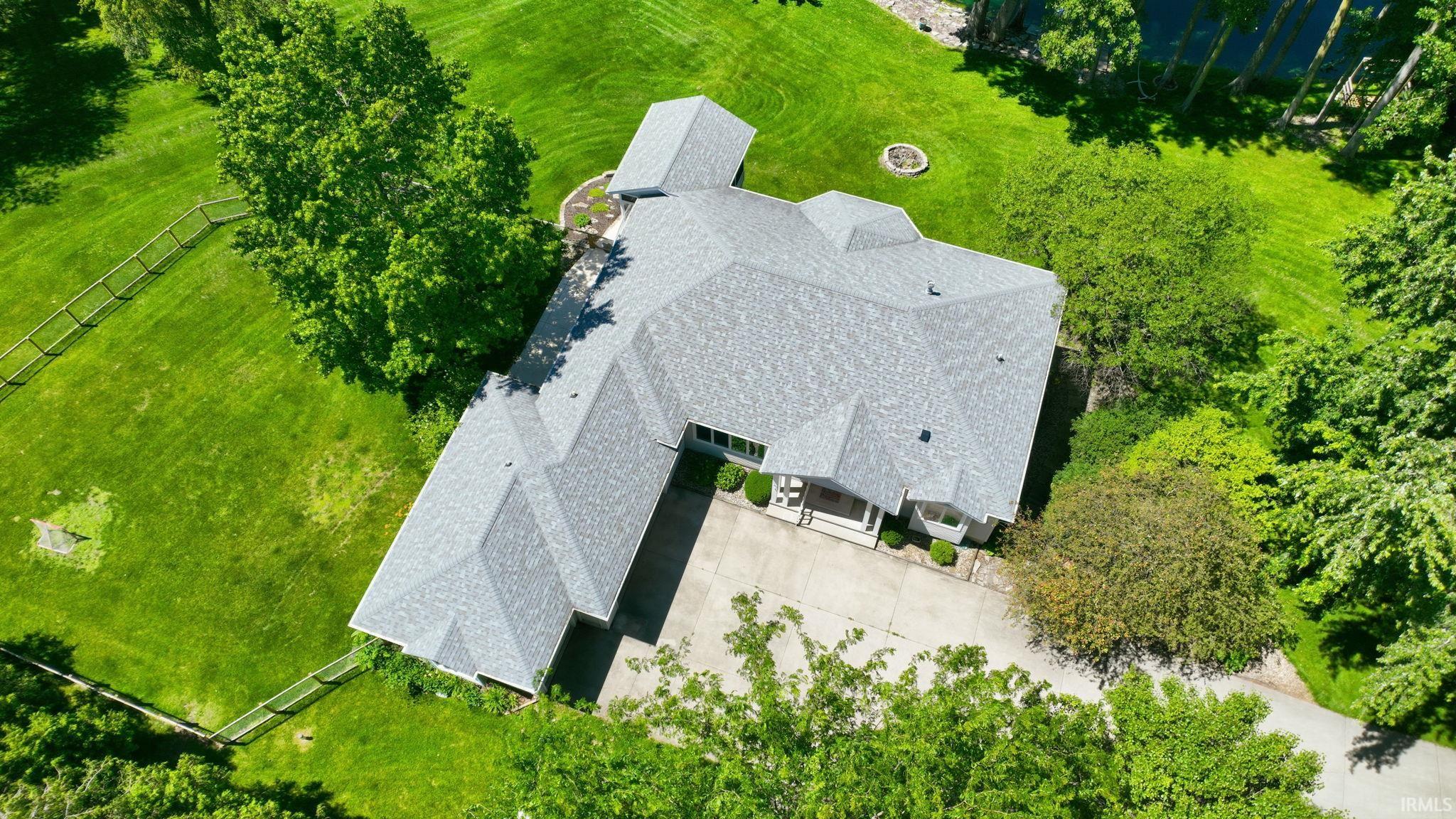 1817 Deer Trail Warsaw IN 46580