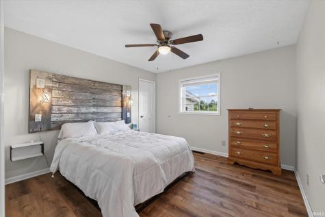 2108 E Antioch Road Bloomfield IN 47424