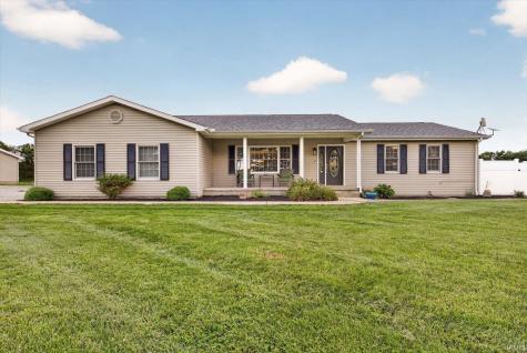 2108 E Antioch Road Bloomfield IN 47424