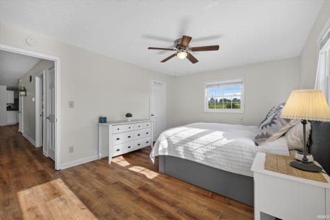 2108 E Antioch Road Bloomfield IN 47424