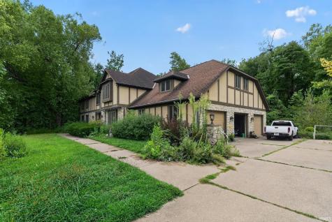 7601 S Nantucket Woods Court Terre Haute IN 47802