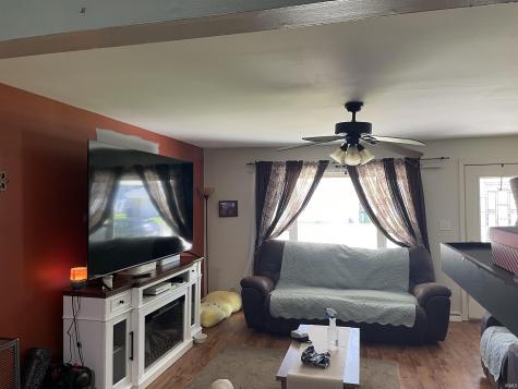 1708 W Glenn Ellyn Drive Muncie IN 47304