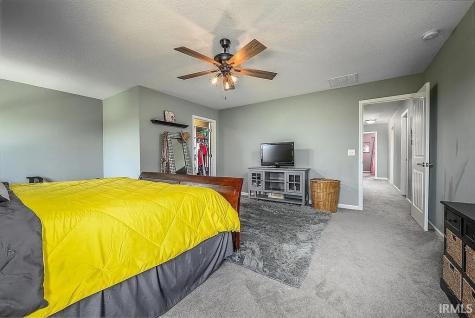 1586 Lavante Cove Fort Wayne IN 46818