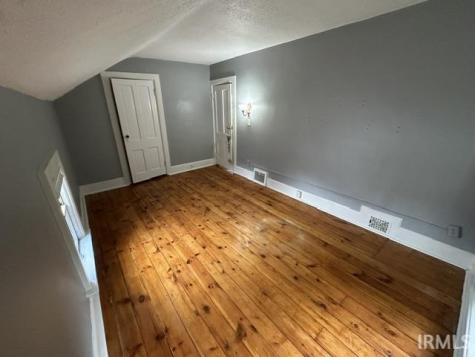 1012 W Colfax Avenue South Bend IN 46616