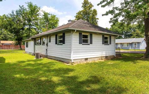 1137 E 2nd Street Mount Vernon IN 47620