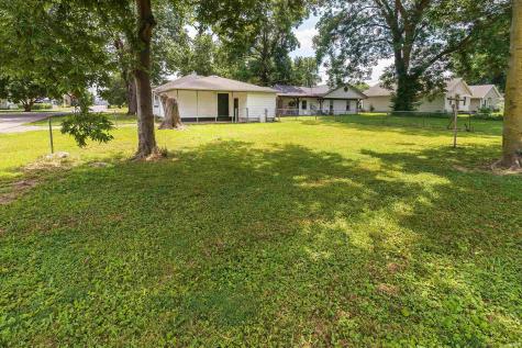 1137 E 2nd Street Mount Vernon IN 47620
