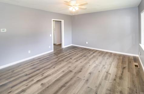1137 E 2nd Street Mount Vernon IN 47620